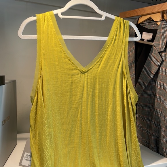 Nordstrom Chelsea 28 satin vibrant yellow-green blouse - Picture 5 of 6